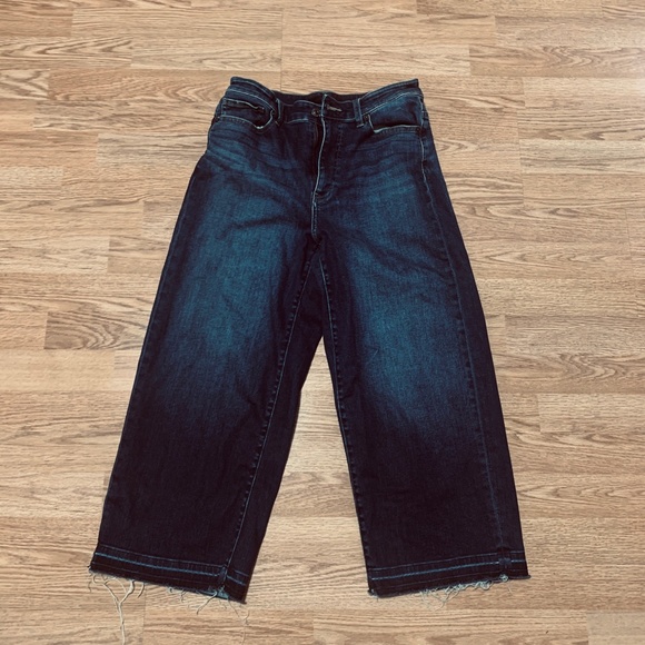 Uniqulo Women's Wide Cropped Denim - Picture 1 of 2